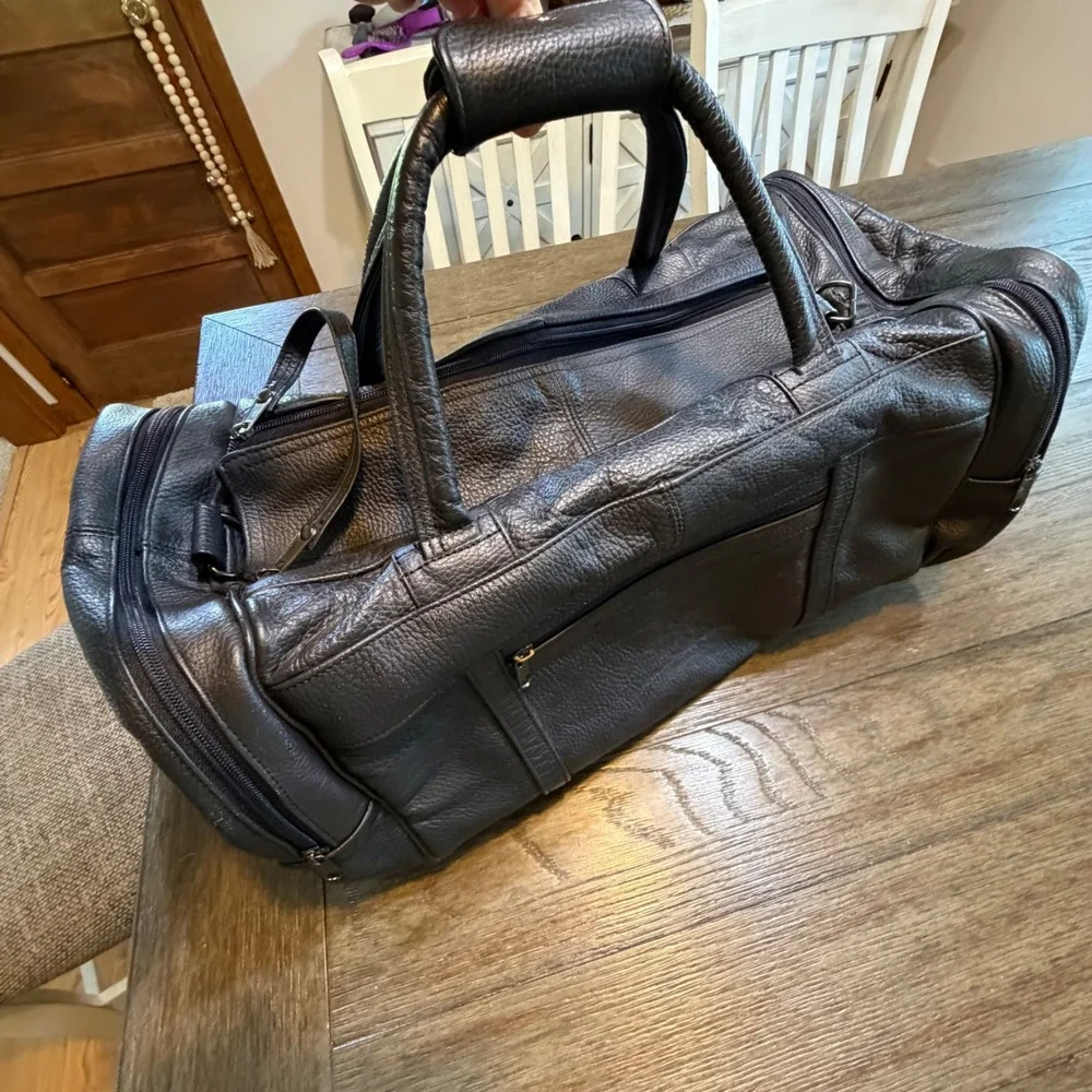 Vintage Lebo Voyager Black Leather Duffle Bag Weekender Travel Overnight Luggage